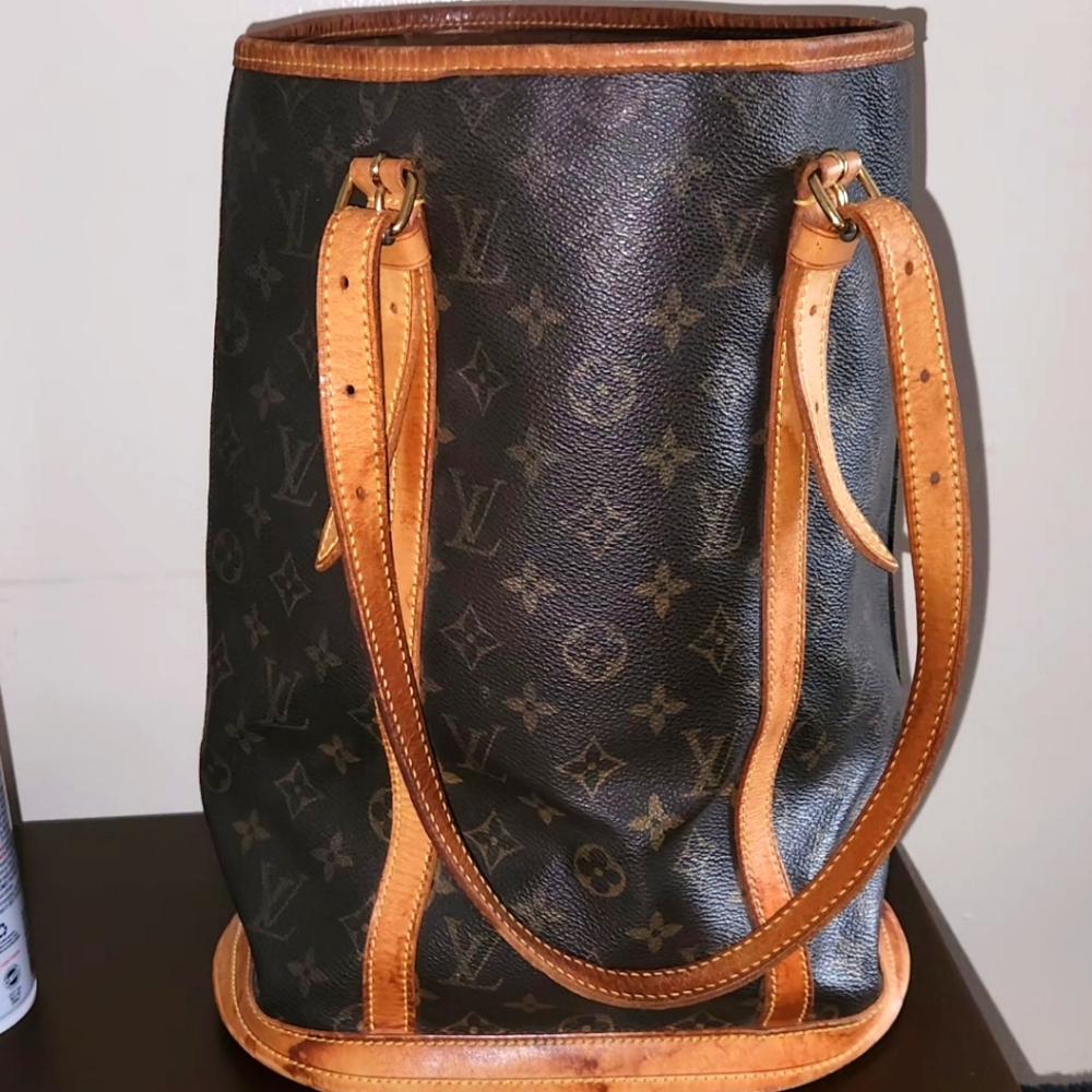 LV MONOGRAM BUCKET 🎒